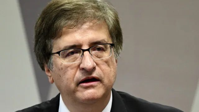 Gonet diz que não vê falta grave no caso da arma de Bolsonaro 
