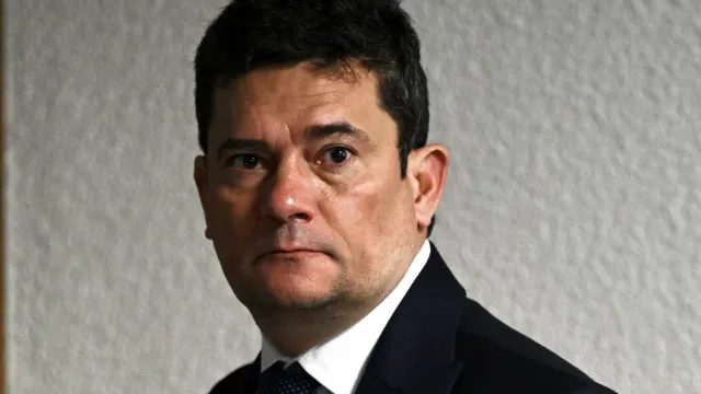 Moro rebate Gilmar Mendes sobre comparação entre casos: ‘Ladainha’