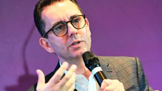 Paulo Serra desiste de candidatura ao governo de SP e apoia Tarcísio