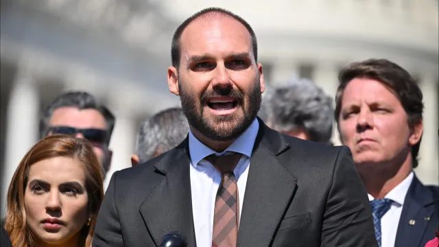 STF Decide pela Condenação de Eduardo Bolsonaro por Coação nos EUA
