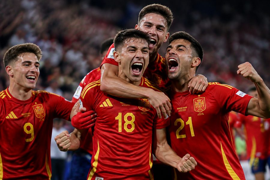 Espanha conquista vaga na final da Copa após 16 anos com vitória sobre a França