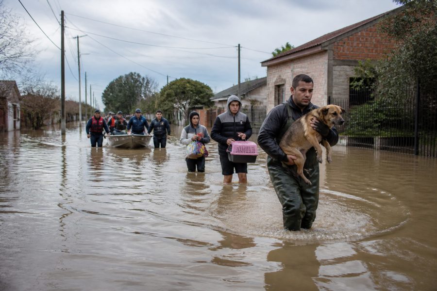 Tempestade causa 720 desabrigados em Eldorado do Sul, RS