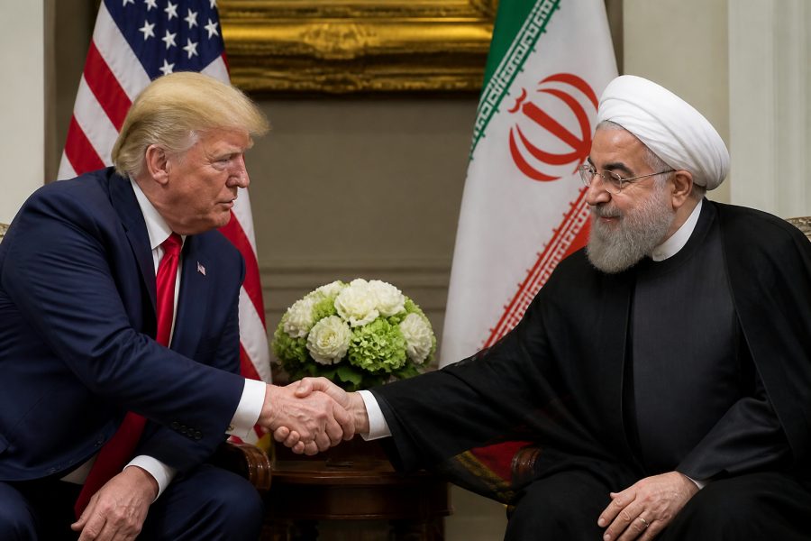 Trump aceita retomar diálogo com Irã em meio a tensões no Golfo