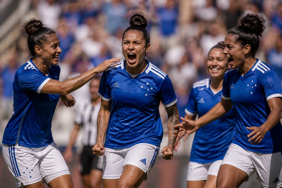 Cruzeiro goleia Botafogo e brilha no Brasileirão Feminino